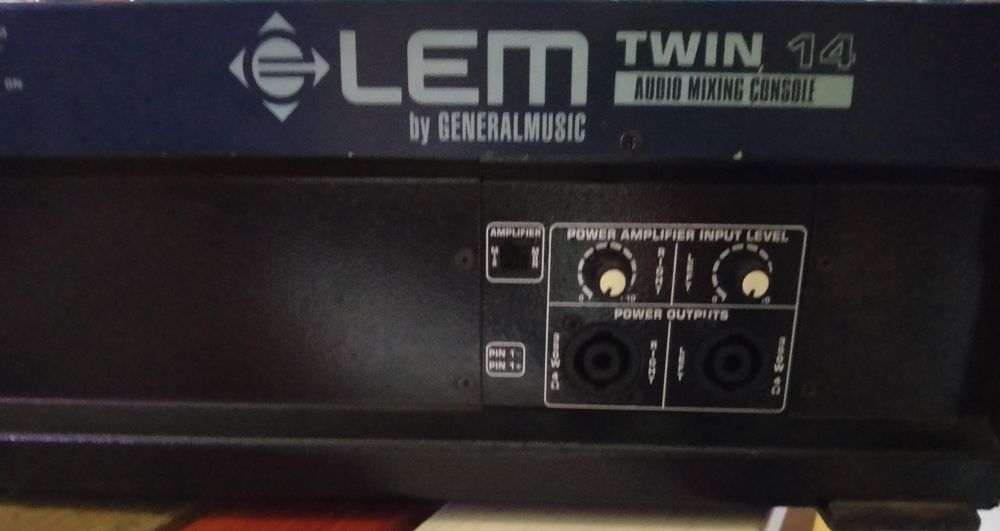 Vand mixer LEM, 14 canale cu PA 2x350w/4ohm, 2x250w/8ohm