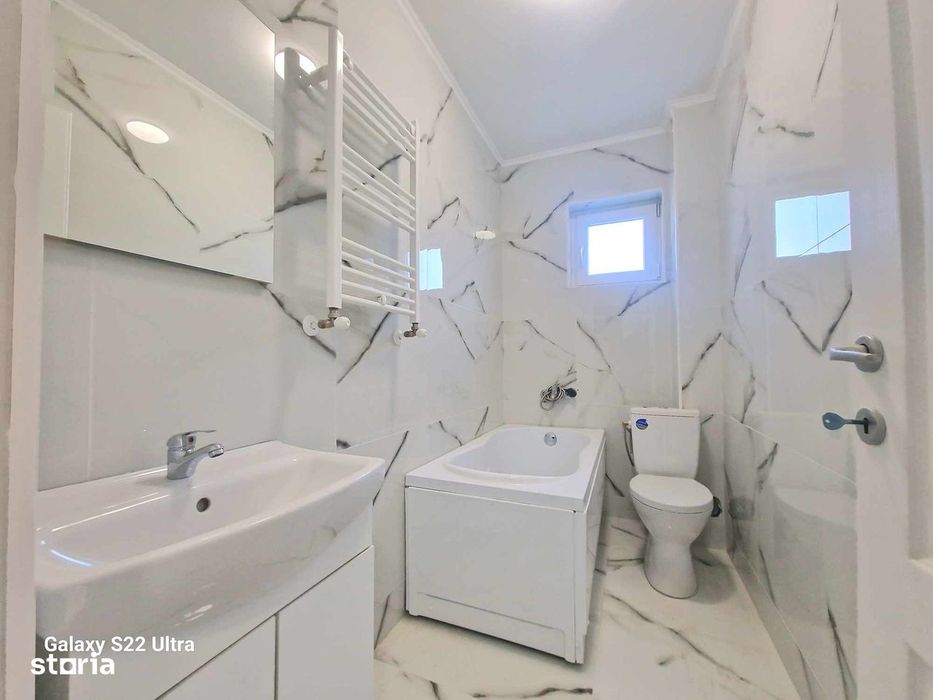 LIBER Apartament 1 camera 28 mp+ curte 17 m + parcare Lunca Cetatuii