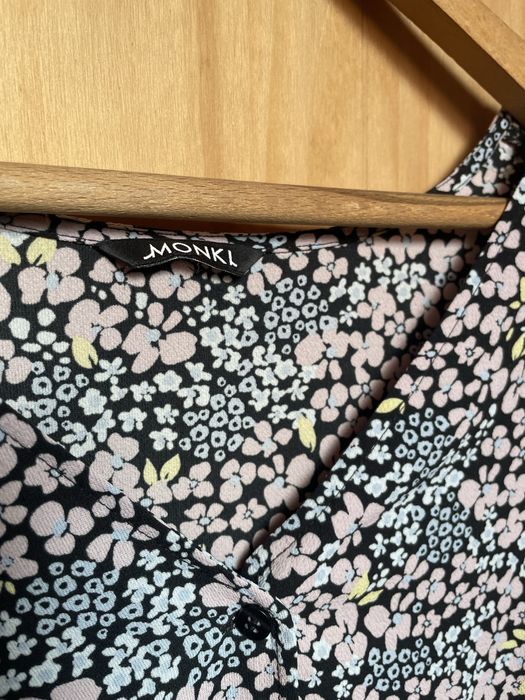 Рокля MONKI размер L