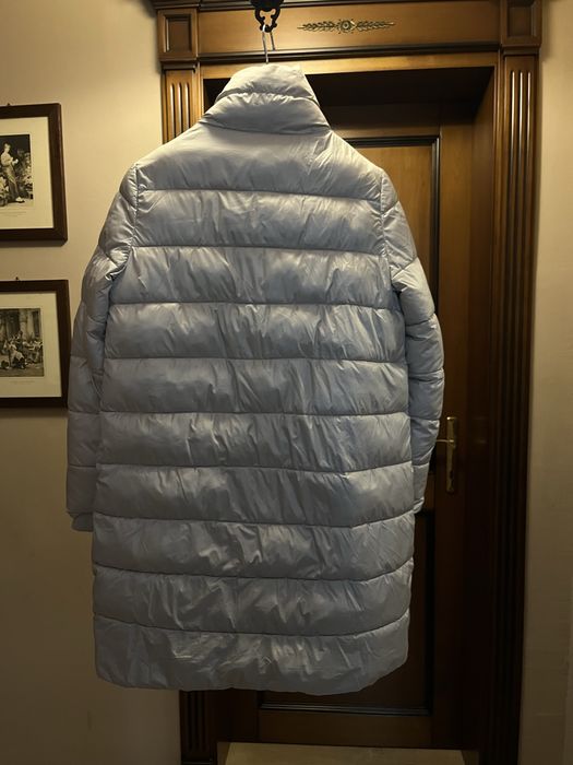 Vând geaca lunga C&A marimea S-M