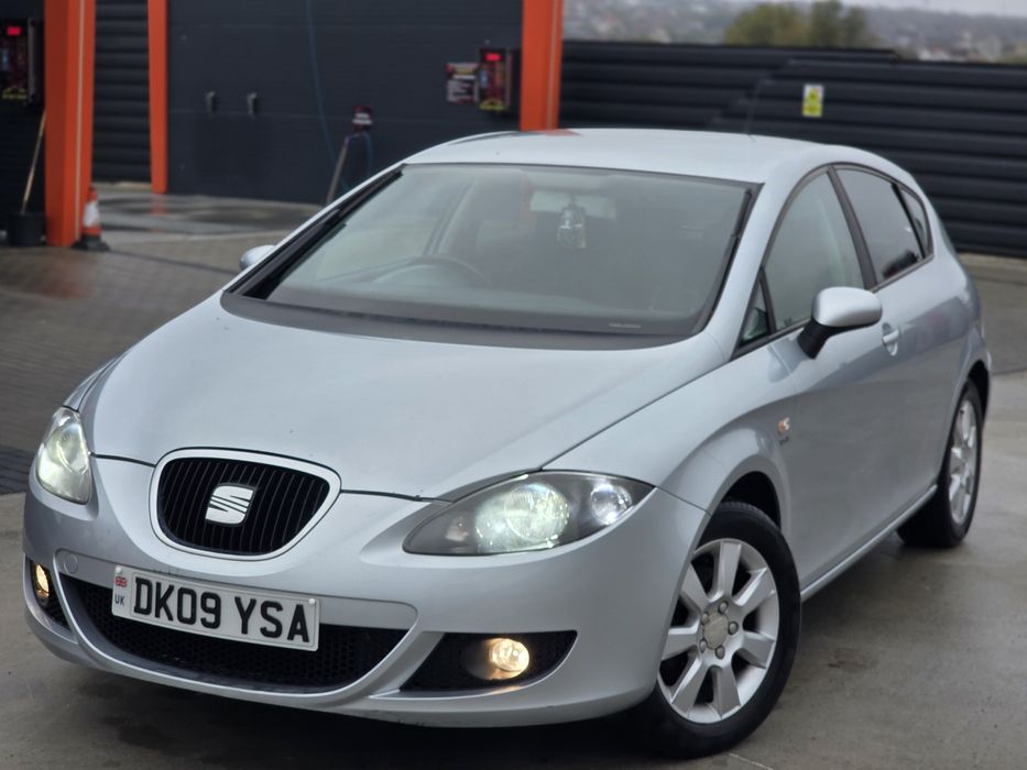 Seat Leon 2009 benzină, 1.490 € — imagine 2