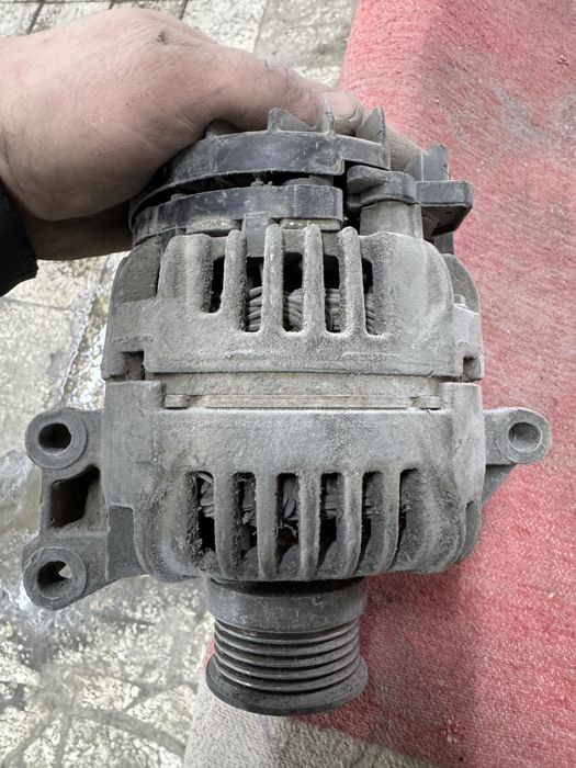 Генератор renault clio logan