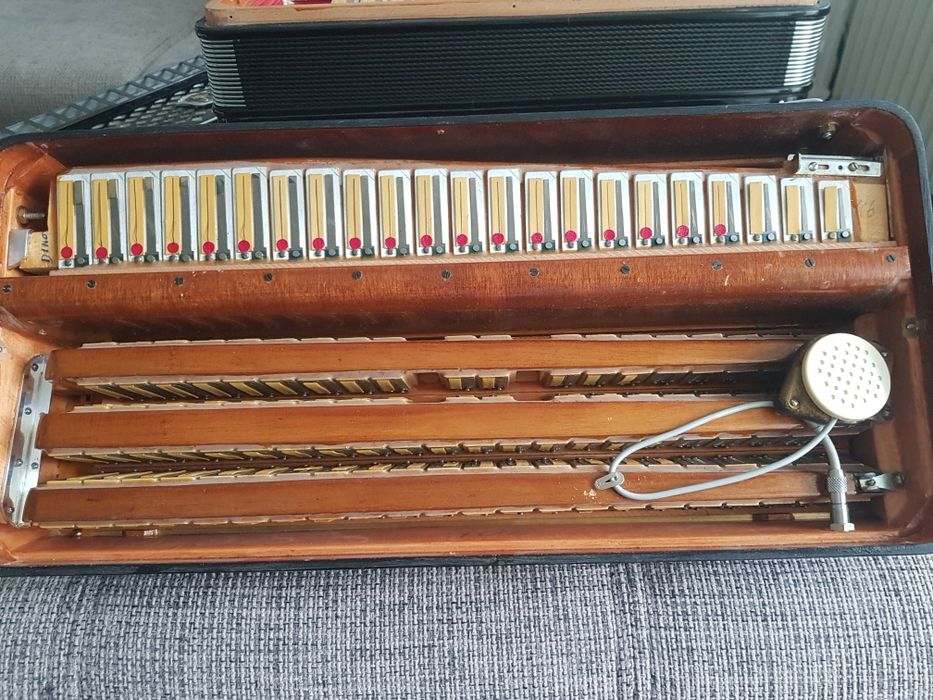 Acordeon Paolo Soprani Record Novastar