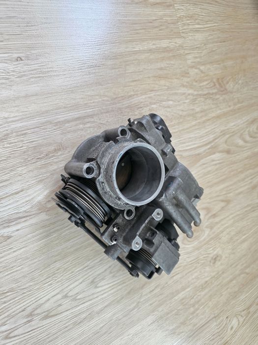 Дросел за Lexus IS 200 1G-FE