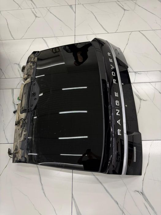 Крышки богажника Range Rover L405 деффект