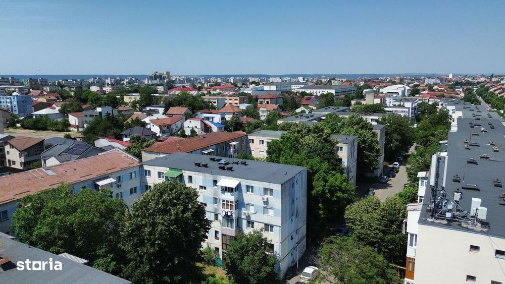 Apartament 4 camere, balcon, Rovine, Craiova