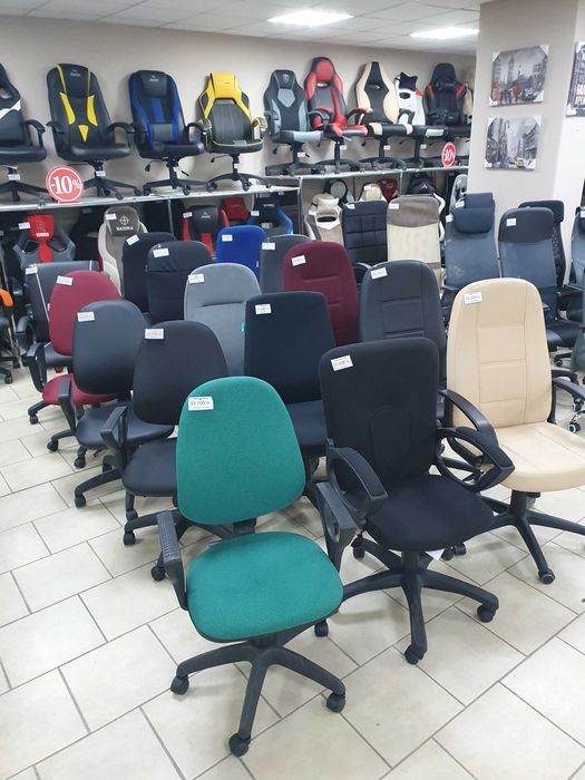 Компьютерное кресло