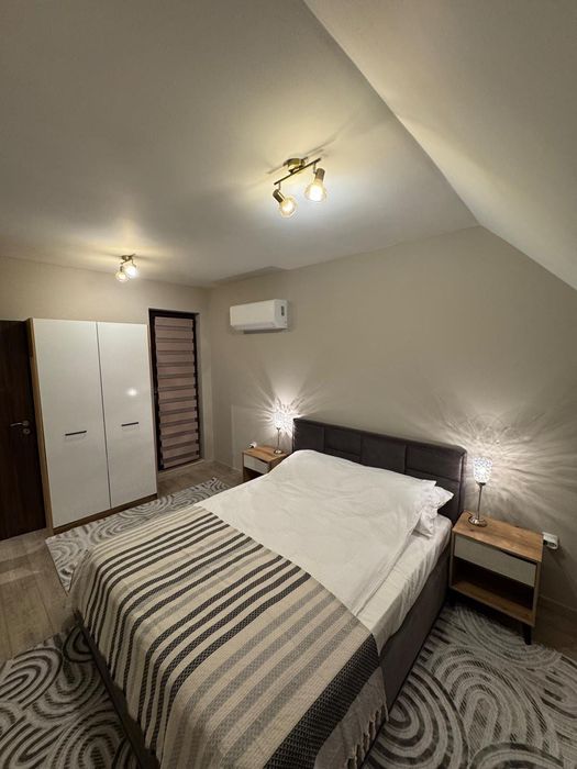 Дава се под наем Тристаен апартамент в Пловдив, Център - 90 кв.м за 797.64 € - Снимка #3