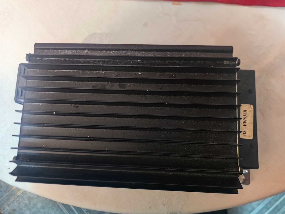 Усилвател от Audi Q и за Audi A8 D3, Audi A6 C6 (4F), както и Audi Q7