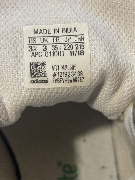 Маратонки adidas unisex