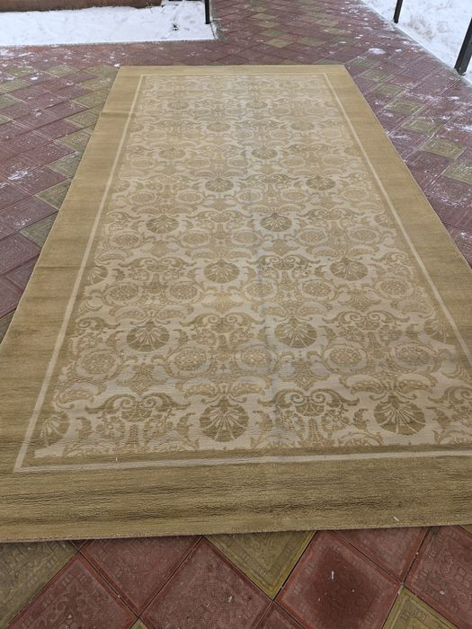 Әр түрлі б/у кілемдер /ковёр/