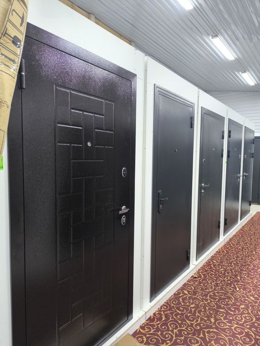 Входные двери. Сыртқы есіктер. Двери