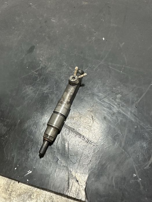 Injector volkswagen vw T4 2.5 TDI ACV AJT 074130201C