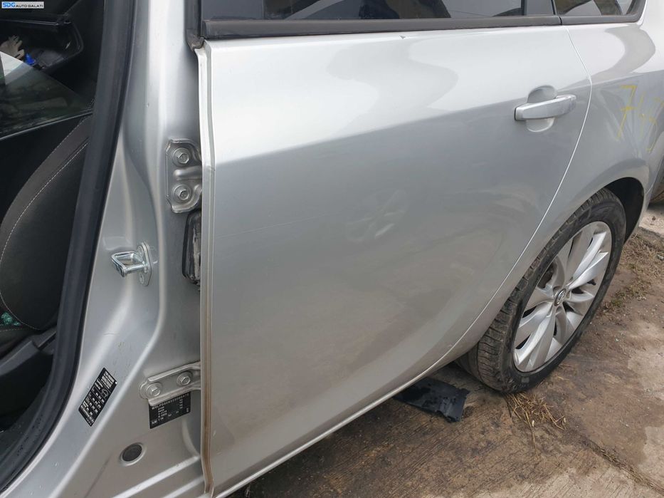 Usa Usi Portiera Portiere Stanga Spate Dezechipata Opel Astra J Break Combi 2009 - 2016 Culoare Z176 [K4106]