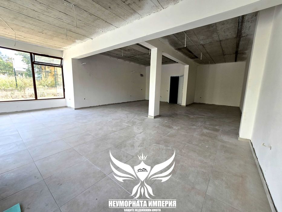 Дава се под наем Магазин в Асеновград - 70 кв.м за 600 € - Снимка #11