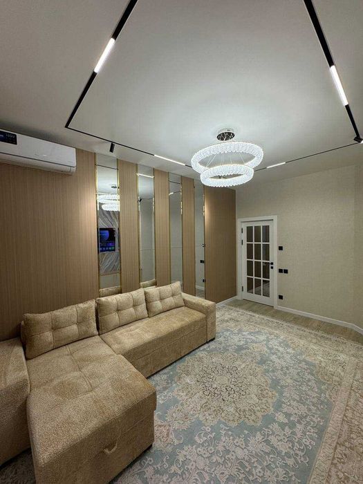 Продаю 2 в 3  ком квартиру Чиланзар 4 квартал около метро