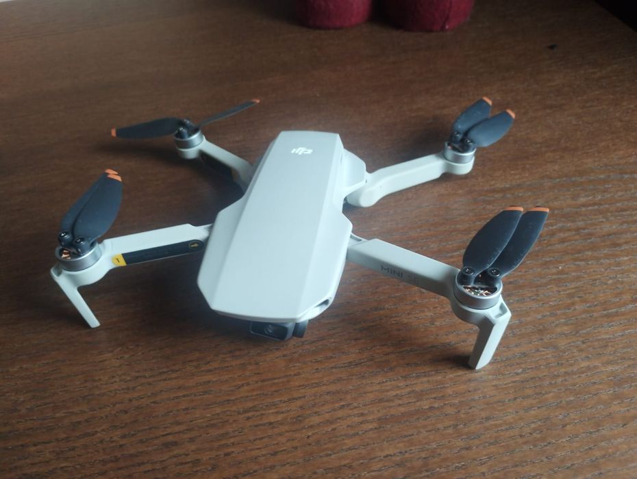 Drona DJI Mini SE