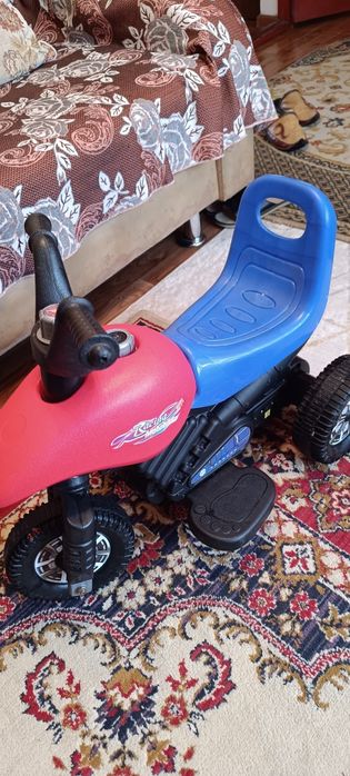 Продам детские авто!