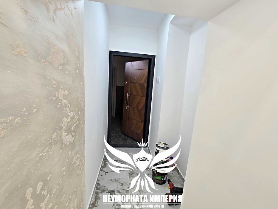 Продавам двустаен апартамент 40кв.м. на партер с гараж 20кв.м. в Асеновград кв.Изток