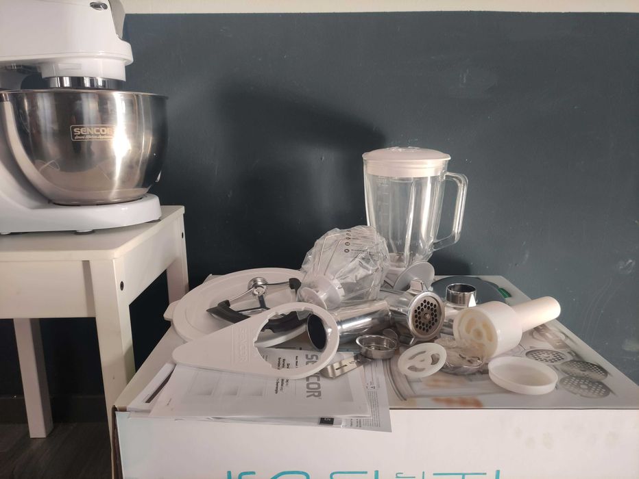 Robot de bucatarie Sencor STM 6353OR, 1000 W, 8 viteze  NOU