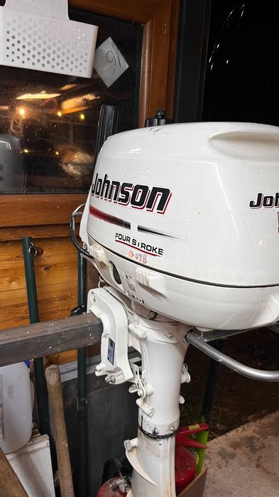 ZODIAC 270 Cadet Alu + Johnson 5 HP