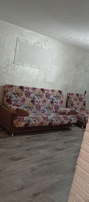 сдам 1кв. 8 мкр.