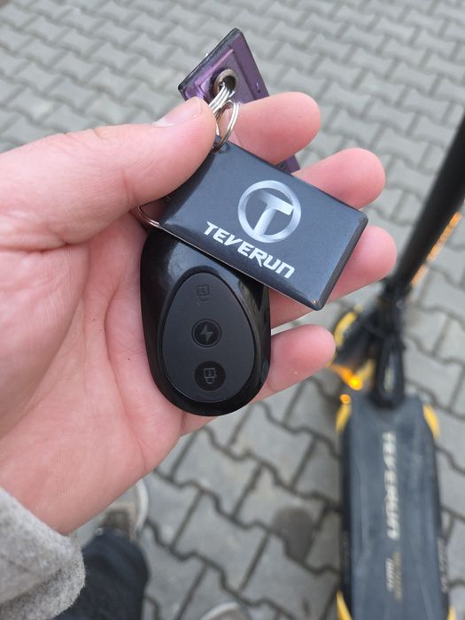 Vând sau schimb trotineta electrică