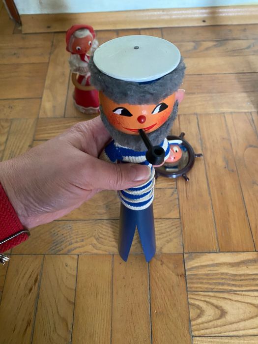 Сувенирни дървени статуетки Попай морякът и жена му