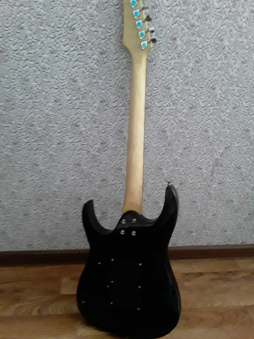 электрогитара H-H