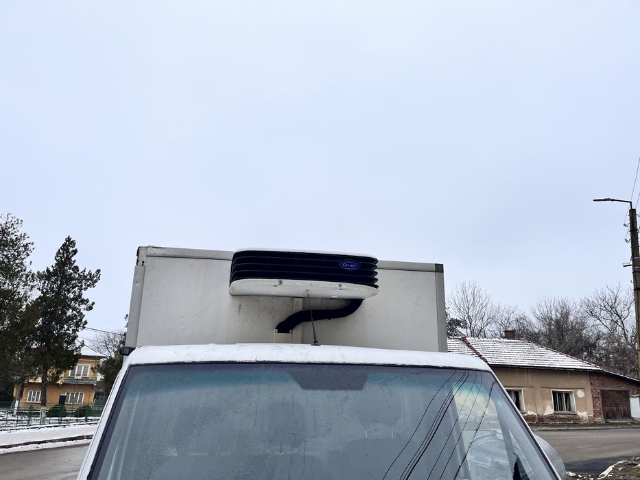 Продавам хладилен фургон