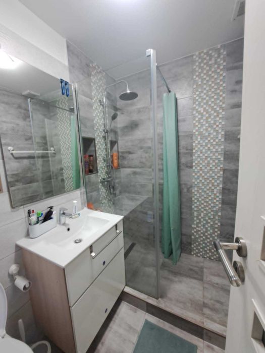 Apartament renovat, gata de mutat- DIRECT PROPRIETAR -fara agentii imobiliare