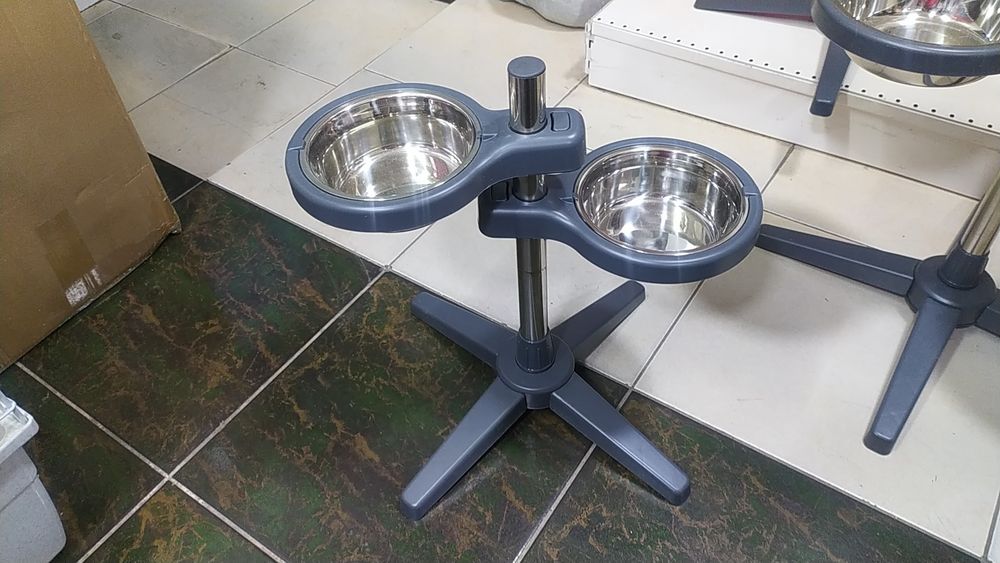 Продаётся на стойке миски. ЕСТЬ доставка Яндекс.