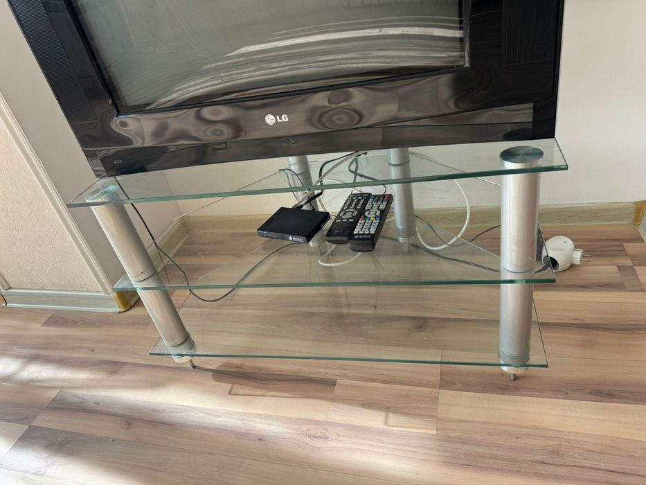 Телевизор LG черный