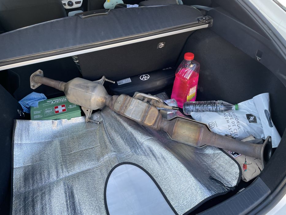 Catalizator Toyota Prius mk 4 (2017)