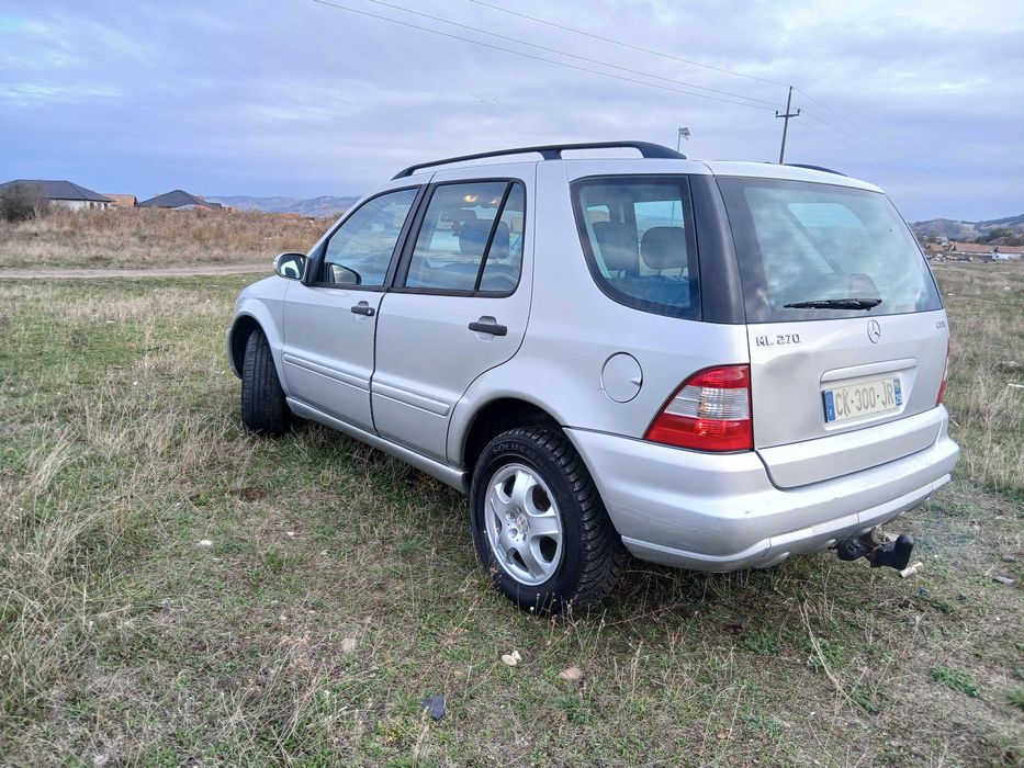 Vid Mercedes ML.2.7 manual