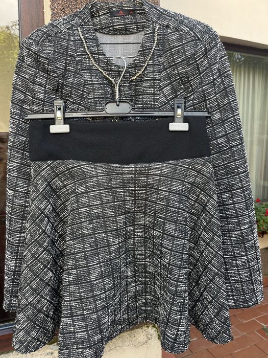 Compleu BBY – sacou scurt și fustă midi