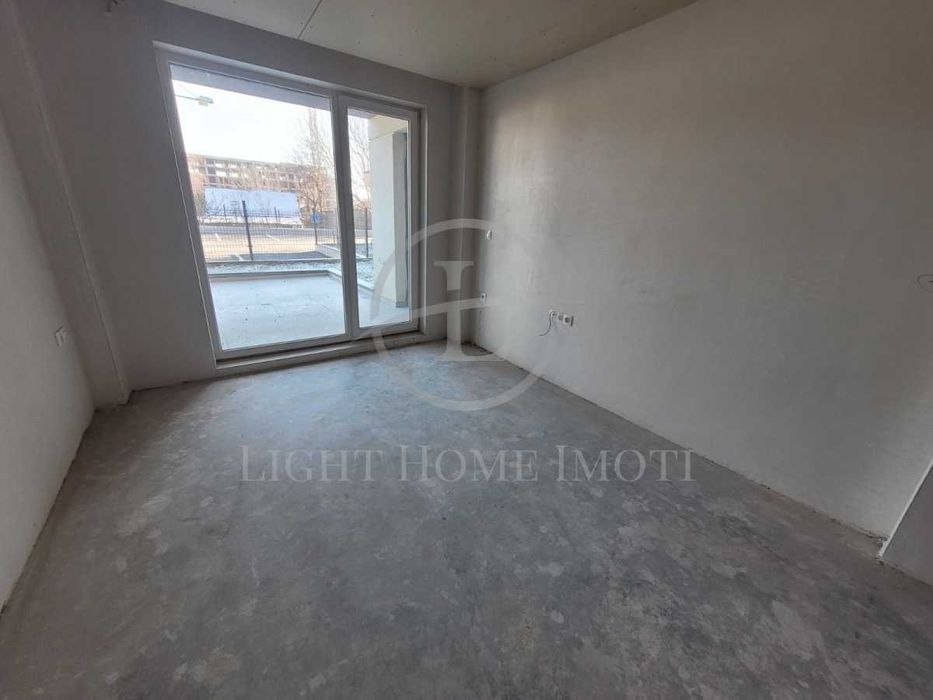 Продава се Тристаен апартамент в Пловдив, Остромила - 124 кв.м за 823 €/кв.м - Снимка #7