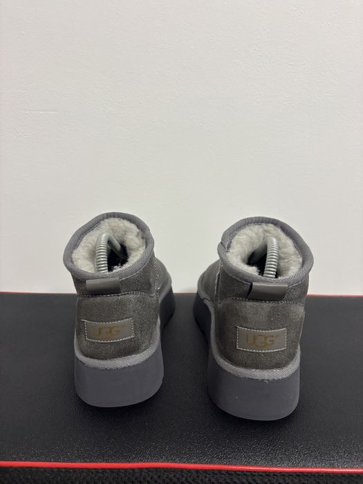 UGG-uri ghete  damă NOI, cu blană pentru iarna,mărimi 36,37,38,39,40