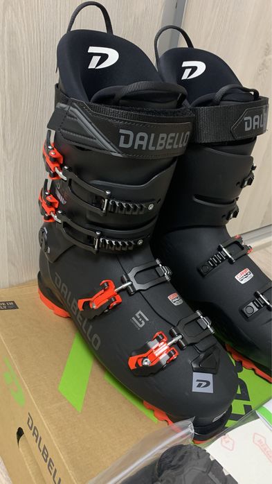 Clapari ski Dalbello ( noi) flex 110