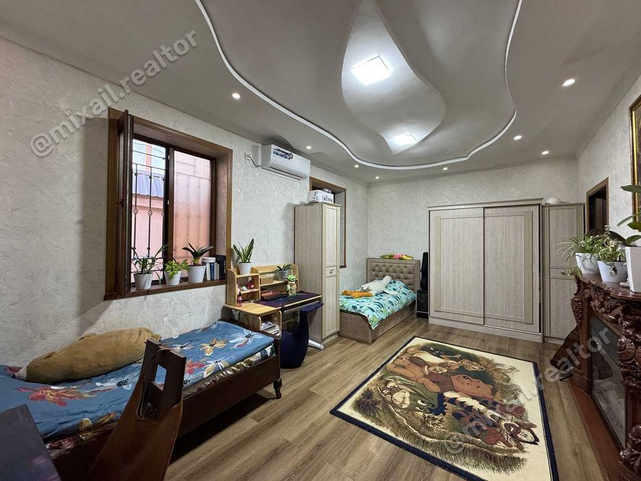 Продажа Дома с Участком, 4,5 сот, Куйлюк 1 массив, ул. Муниса (87648)