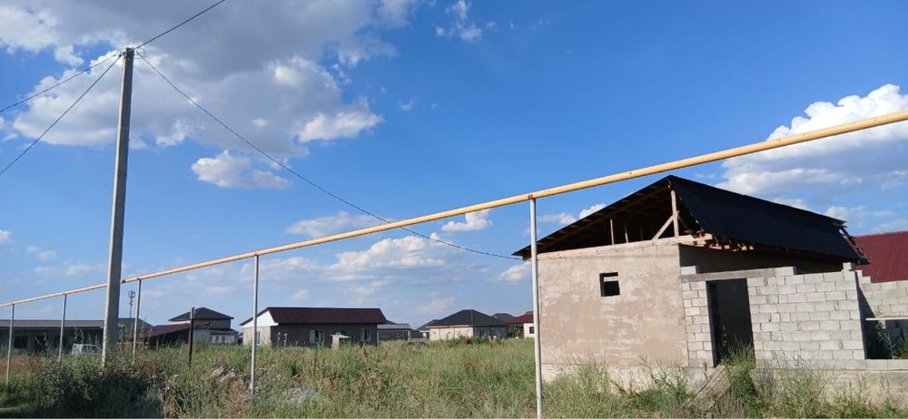 Толық бітпеген үй сатылады