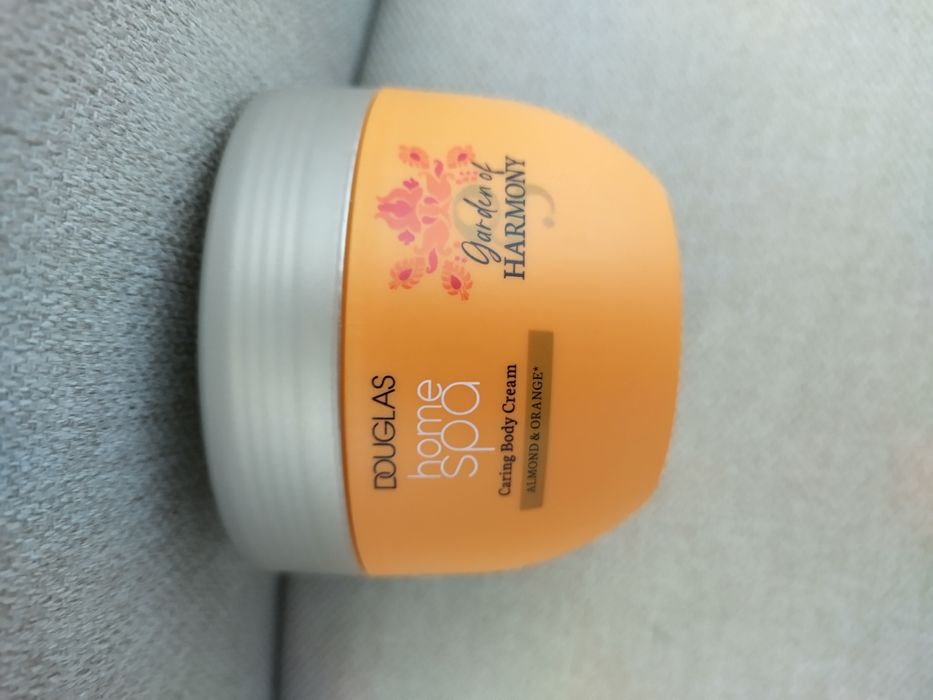 Creme de corp și mâini