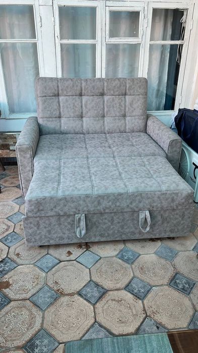 Кресло, диван сотилади срочно