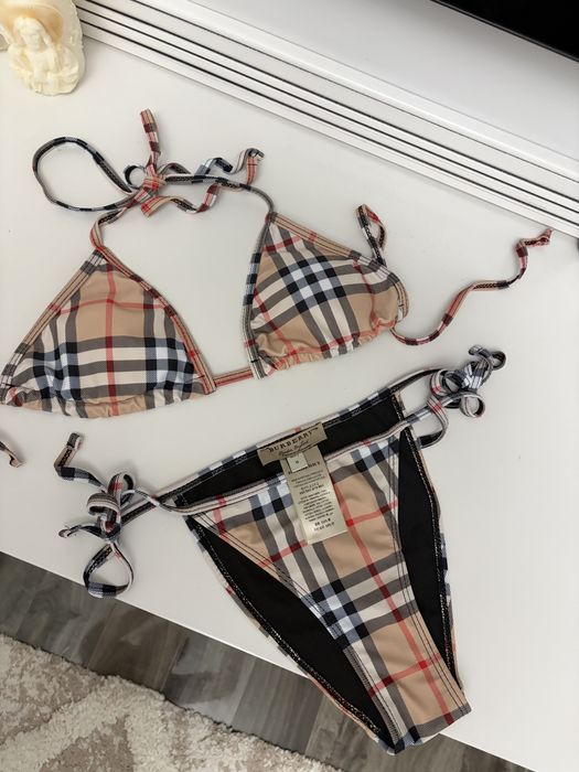Costum de baie Burberry ,S