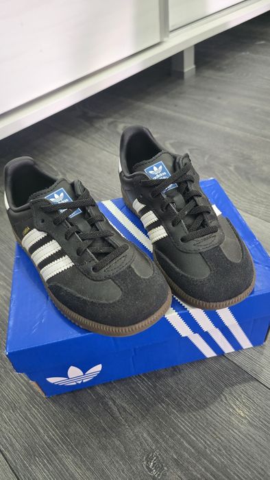 Adidasi  adidas samba nr 27