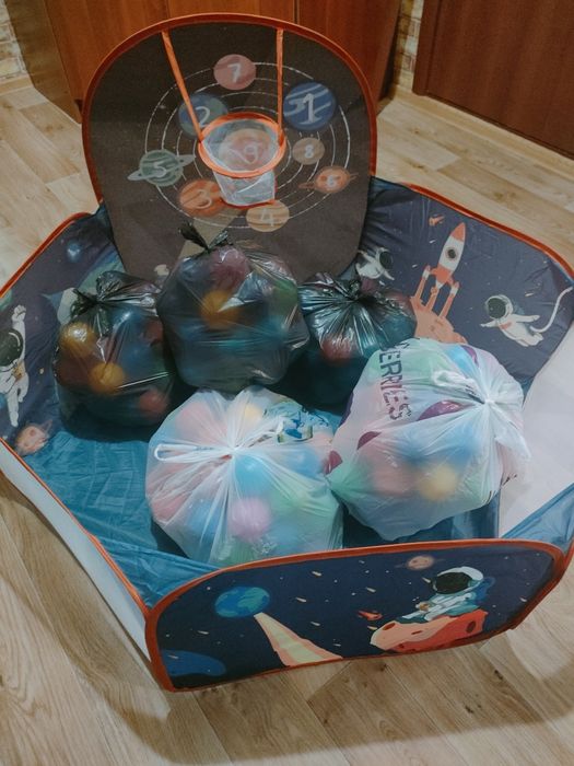 Детский сухой бассейн