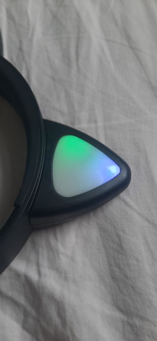 Игррвые наушники (светяшиеся)