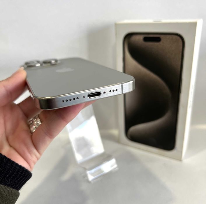 iPhone 15 Pro, 128GB,  Natural Titanium, impecabil!