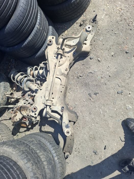 Vand jug motor brate fata fuzeta st dr arcuri telescoape etrier frana st dr  ford focus 2 an 2006