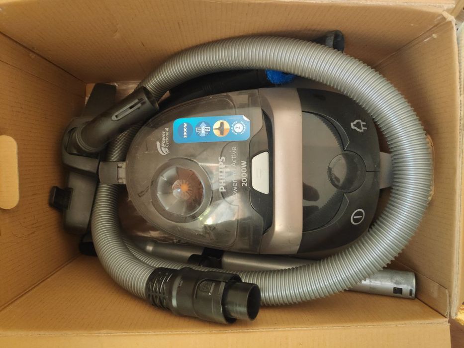 Пылесос марки Samsung (Самсунг) и Philips (Филипс)